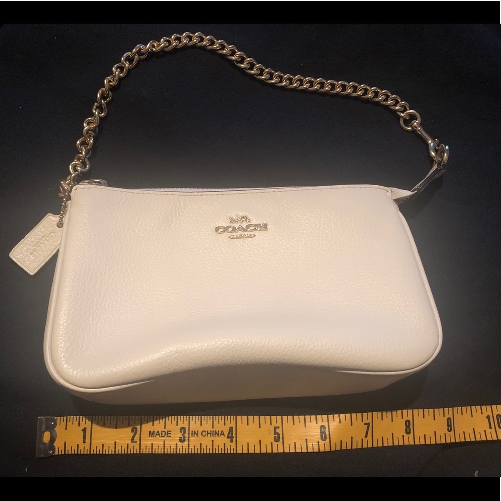 LARGE WRISTLET 19 (COACH F30258)